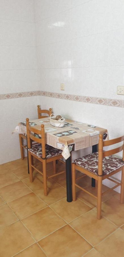 Casa Mercedes 로타 외부 사진